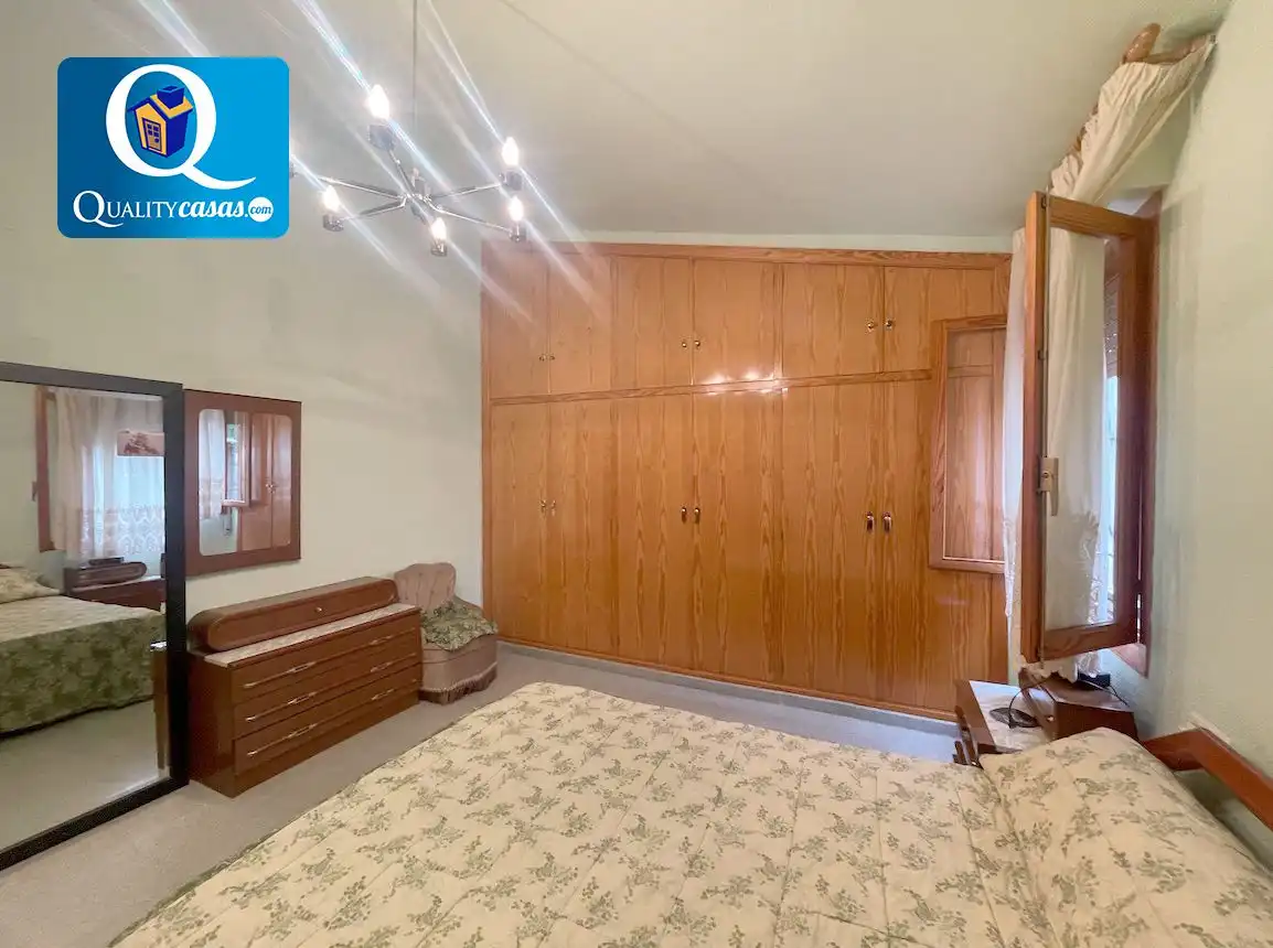 Dormitori de Casa o xalet en venda en Elche / Elx amb Terrassa i Traster