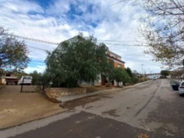 Villa avec jardin à vendre à Sierra Engarcerán