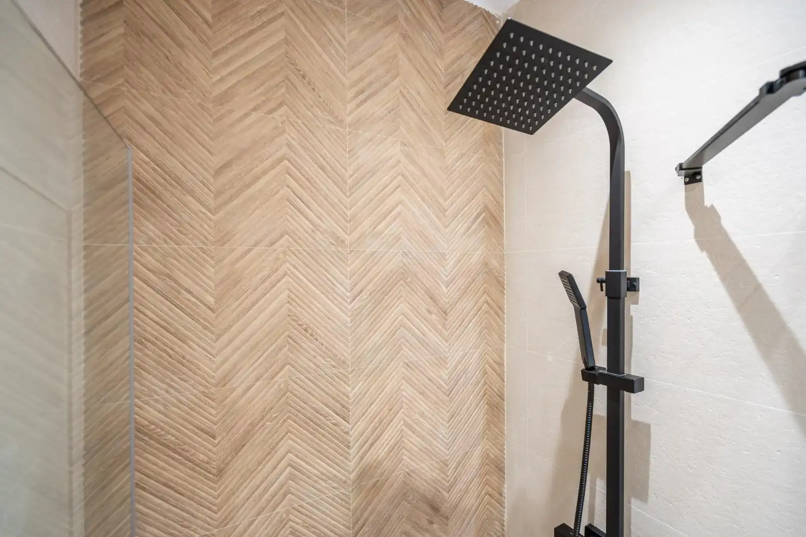 Baño de Piso en venta en Granada con Aire acondicionado, Calefacción y Parquet