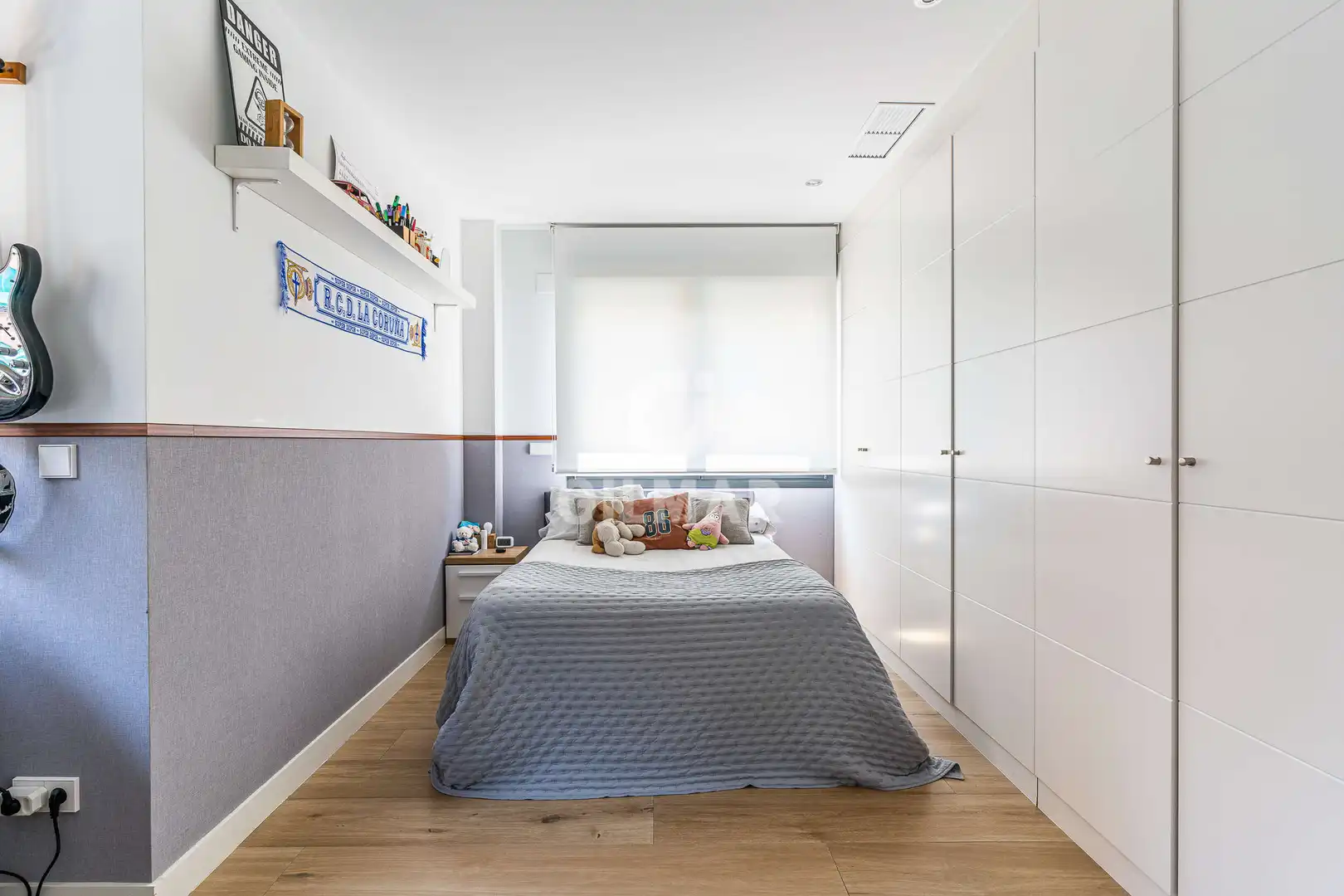 Schlafzimmer von Einfamilien-Reihenhaus zum Verkauf in Madrid mit Heizung, Privatgarten und Schwimmbad