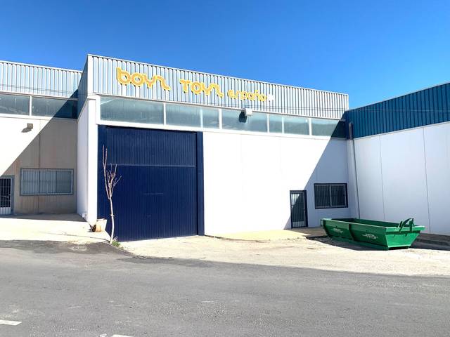 Nave industrial en Venta en Arboleas