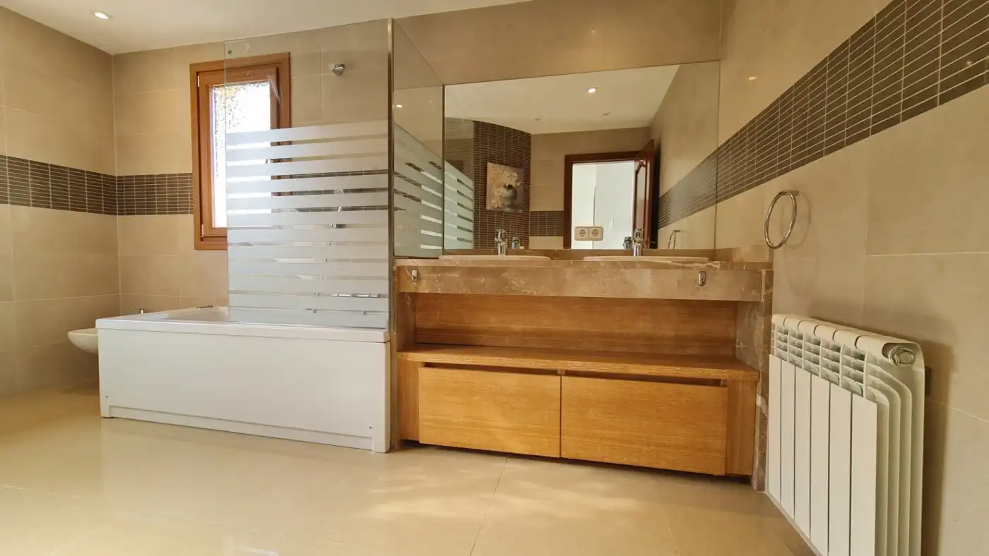 Bathroom of Houses for sale in Calvià  with Heating, Private garden and Terrace