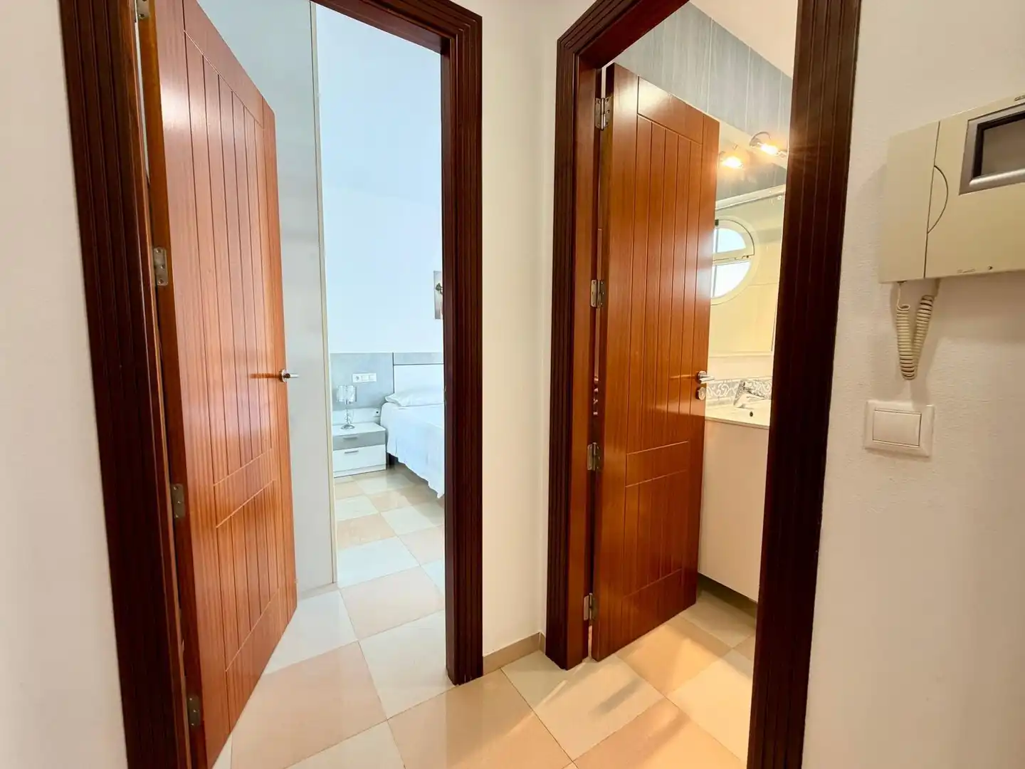 Baño de Ático en venta en Roquetas de Mar con Aire acondicionado, Calefacción y Terraza