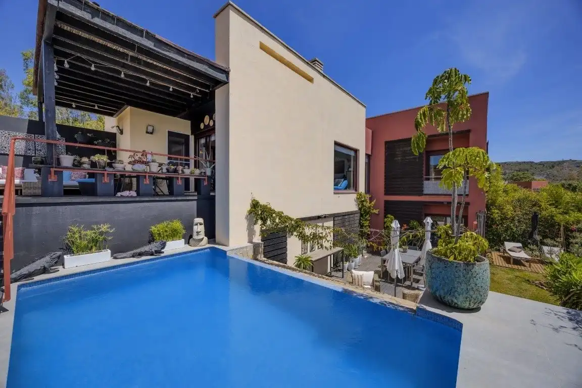 Piscina de Casa o chalet en venta en Benahavís con Aire acondicionado, Calefacción y Jardín privado