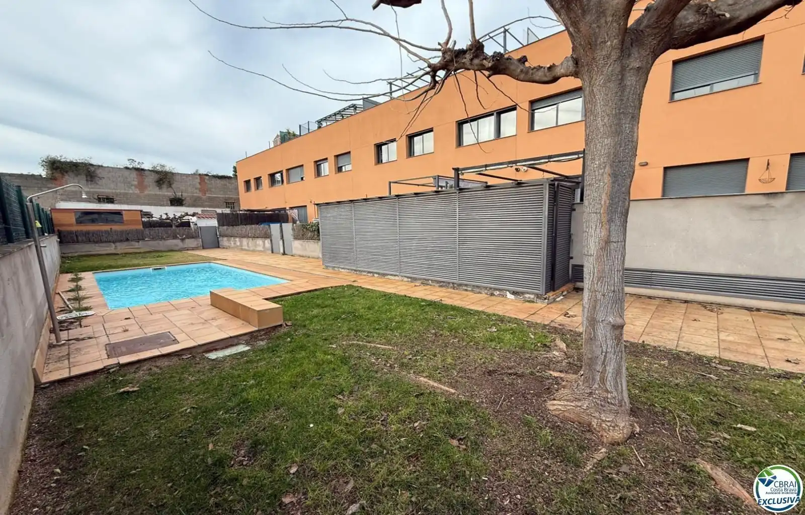 Piscina de Dúplex en venda en Figueres amb Aire condicionat i Piscina comunitària