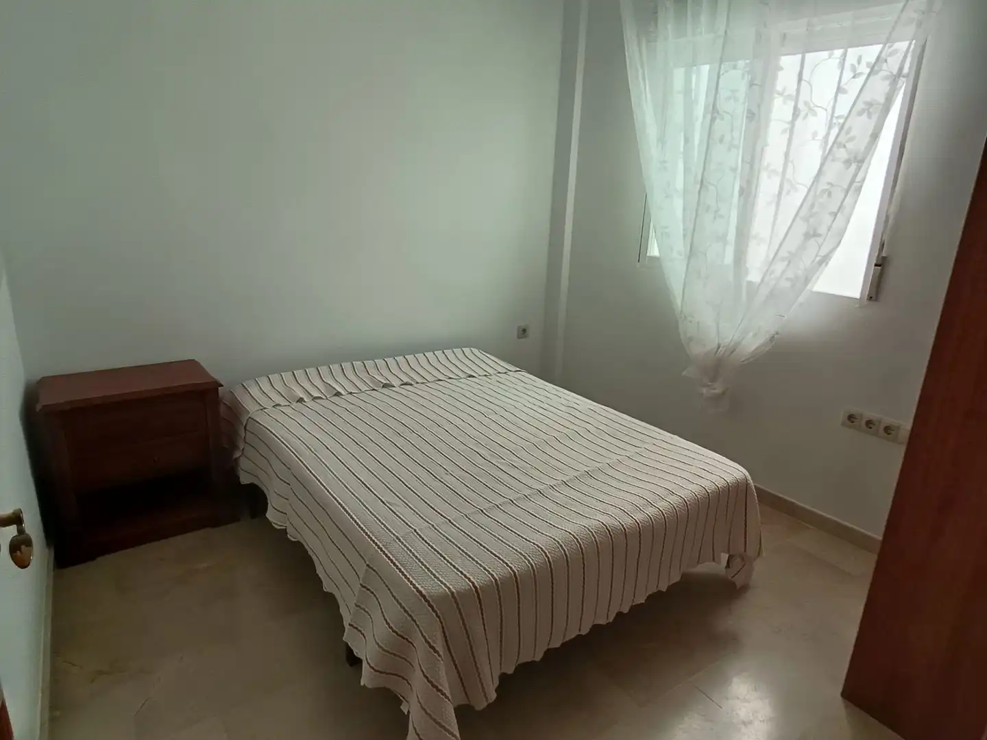 Schlafzimmer von Wohnung zur Miete in La Malahá