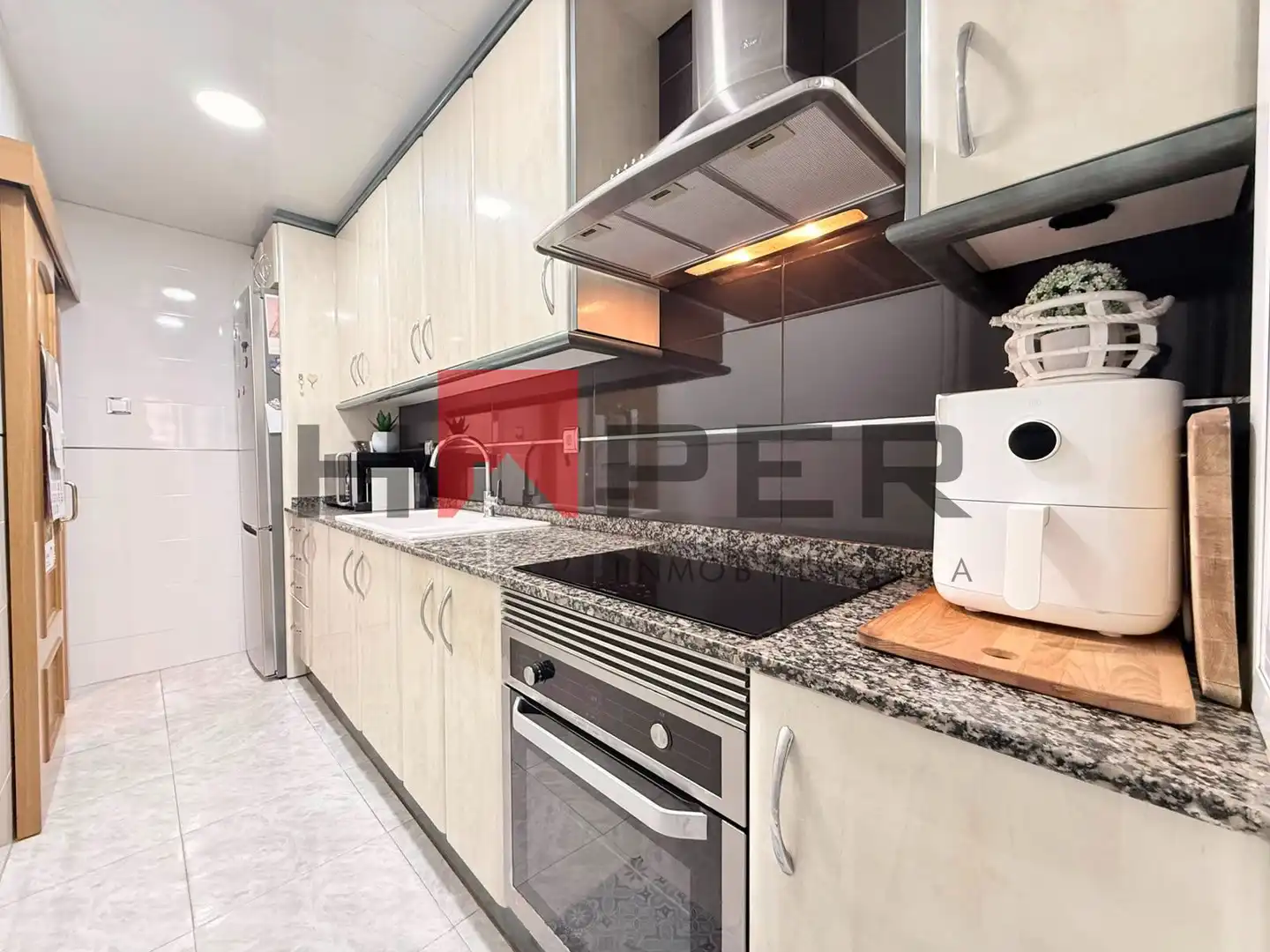 Kitchen of Flat for sale in El Prat de Llobregat  with Heating and Parquet flooring