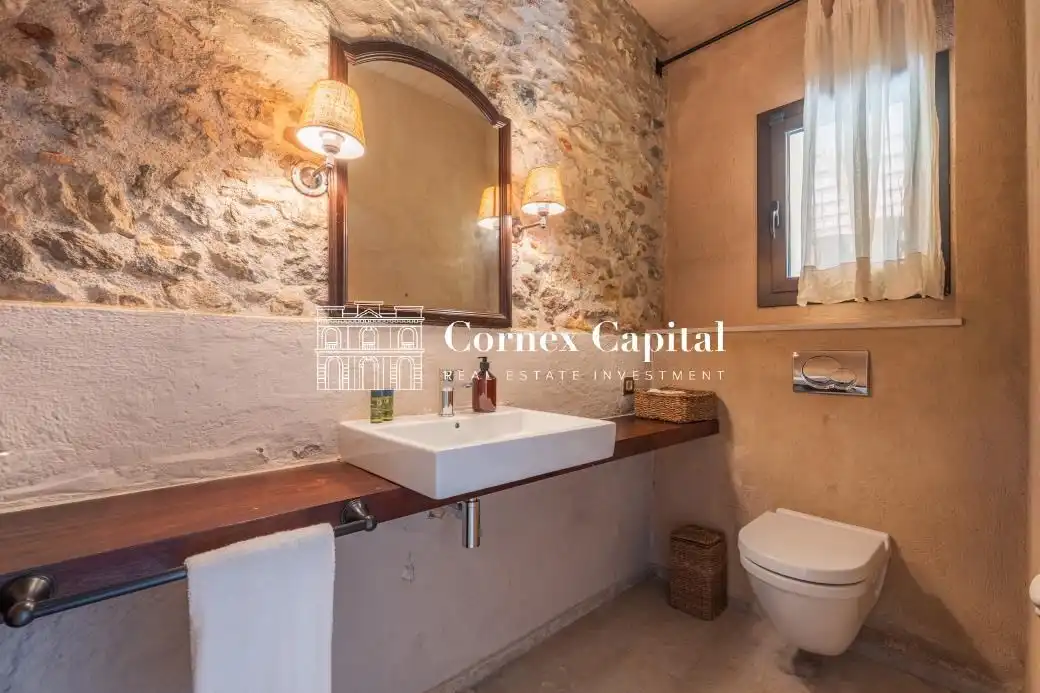 Bany de Casa o xalet de lloguer en Pals amb Jardí privat, Terrassa i Piscina