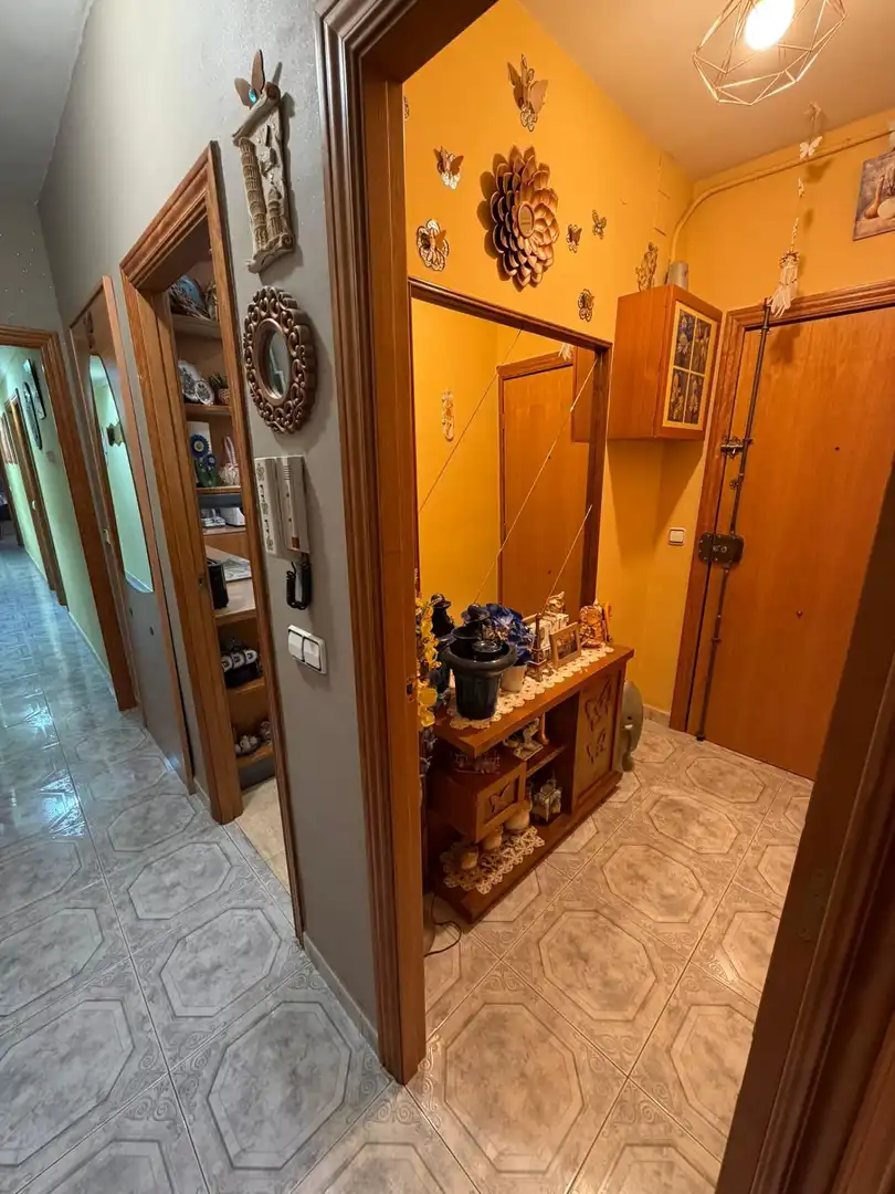 Piso en venta en Sabadell con Calefacción