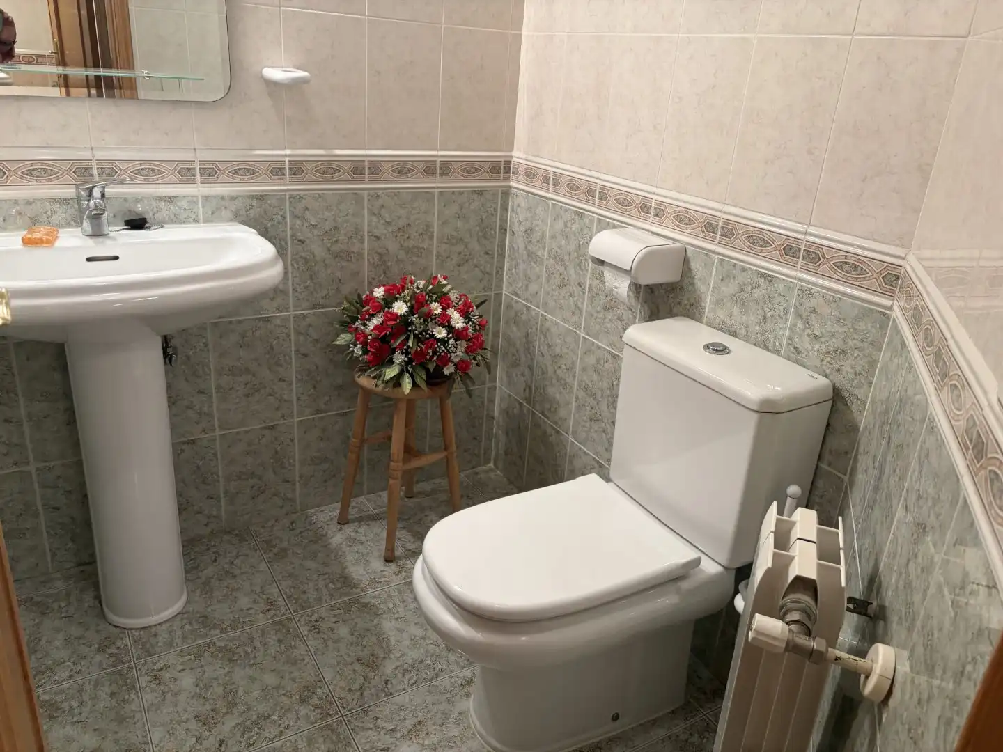 Baño de Piso en venta en Segovia con Calefacción