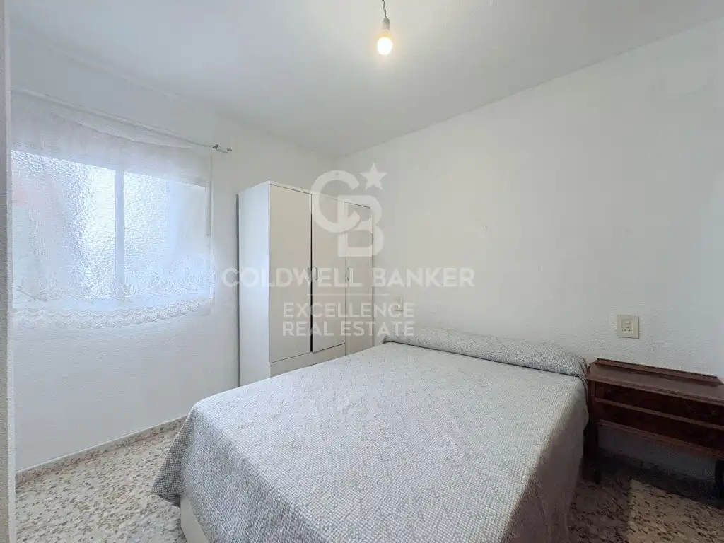 Habitación de Piso en venta en Castellón de la Plana / Castelló de la Plana con Aire acondicionado y Terraza