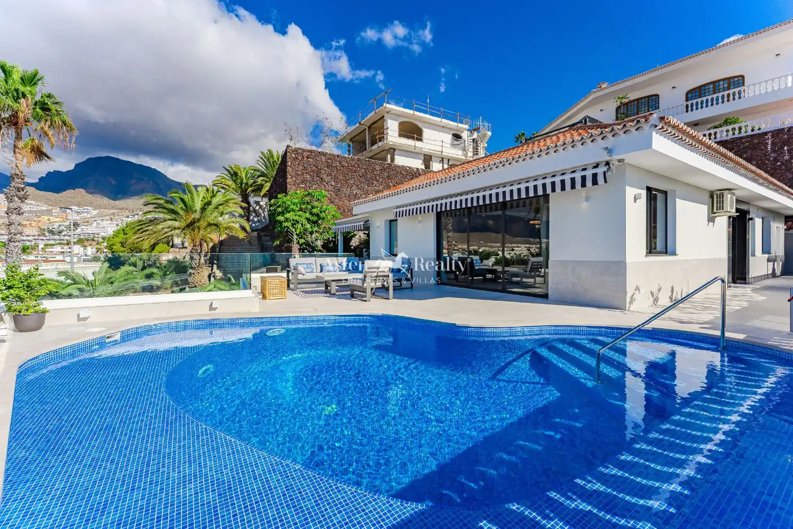 Casa con piscina en venta en Europa, imagen 3