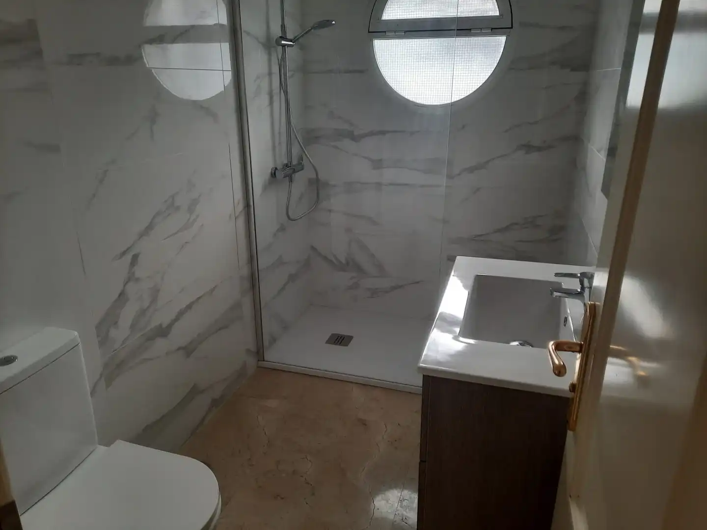 Piso en venta en Calle Juan Sebastian Elcano, 49, Radazul