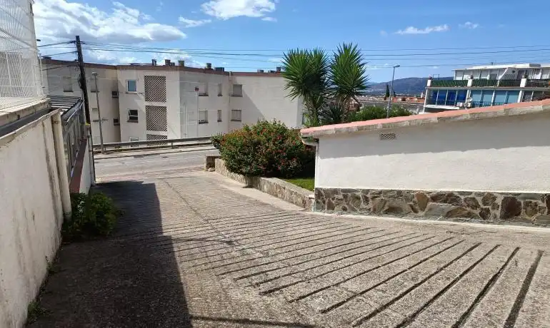 Vista exterior de Garaje en venta en Roses