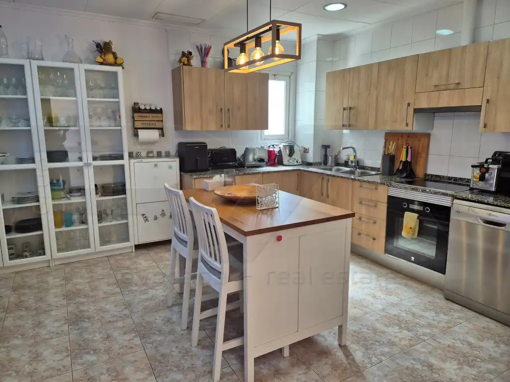 Cuina de Casa o xalet en venda en Tarragona amb Aire condicionat, Forn i Rentadora