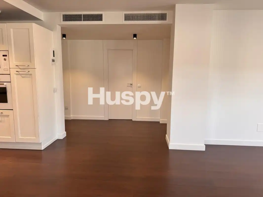 Penthouse mit Aufzug zum Verkauf in Calle la Serna, imagen 2