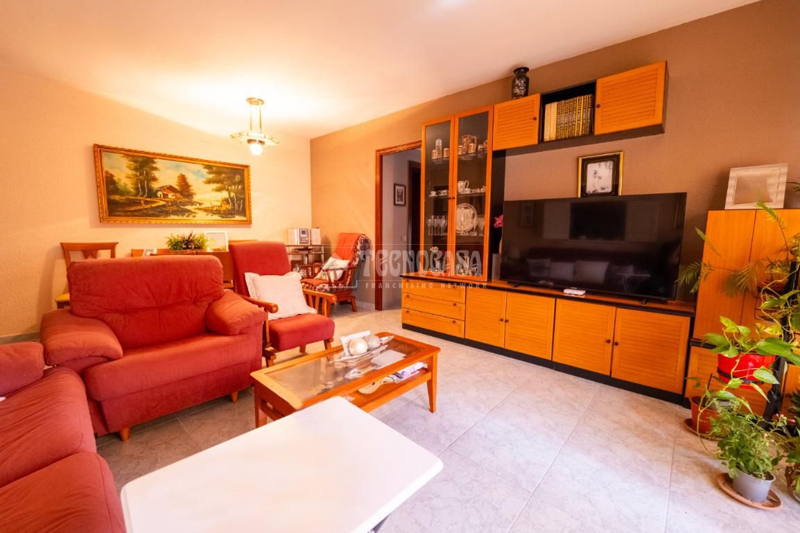 Living room of Flat for sale in El Vendrell