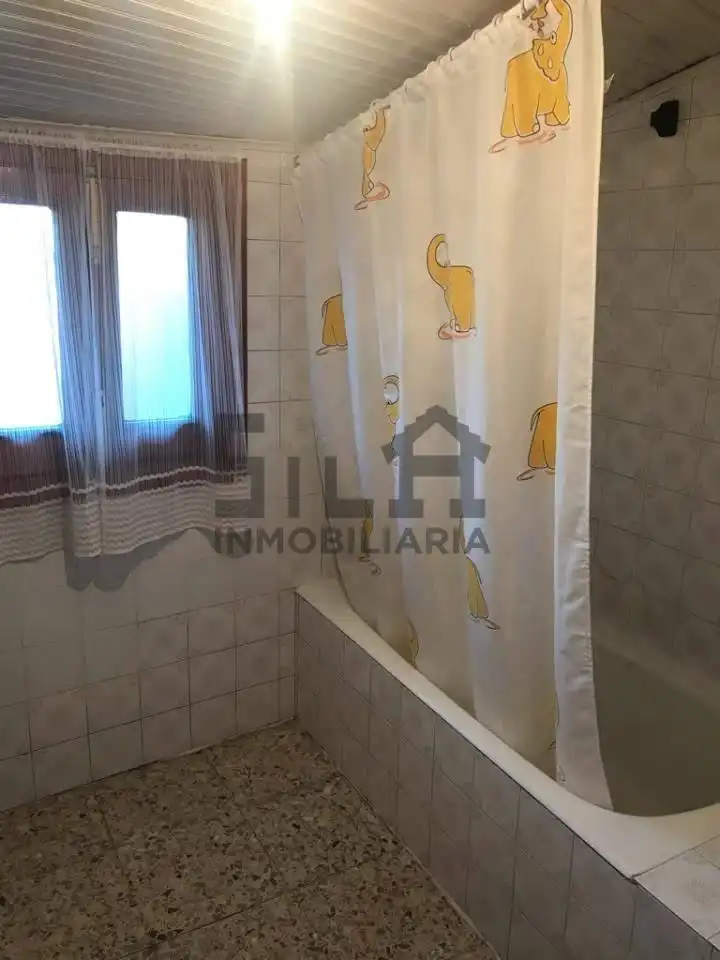 Bathroom of Houses for sale in Nogueira de Ramuín  with Heating, Storage room and Balcony