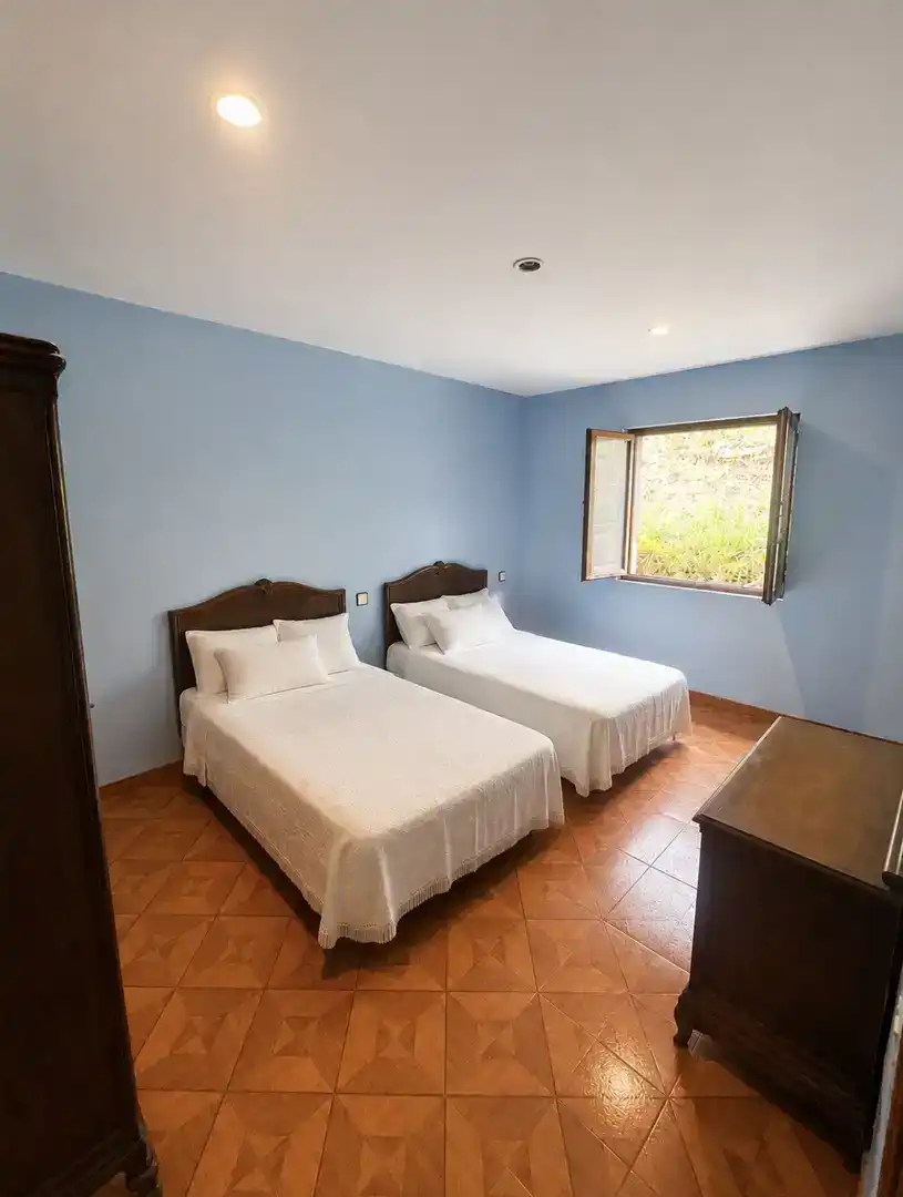 Habitación de Casa o chalet en venta en Oviedo 