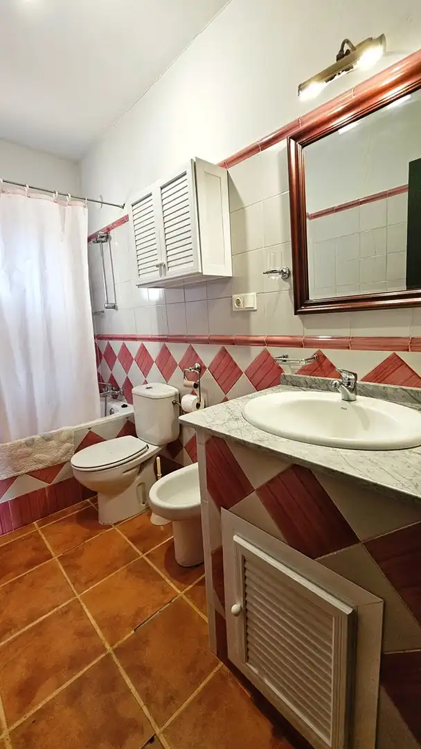 Baño de Finca rústica en venta en Cortegana con Jardín privado, Terraza y Piscina