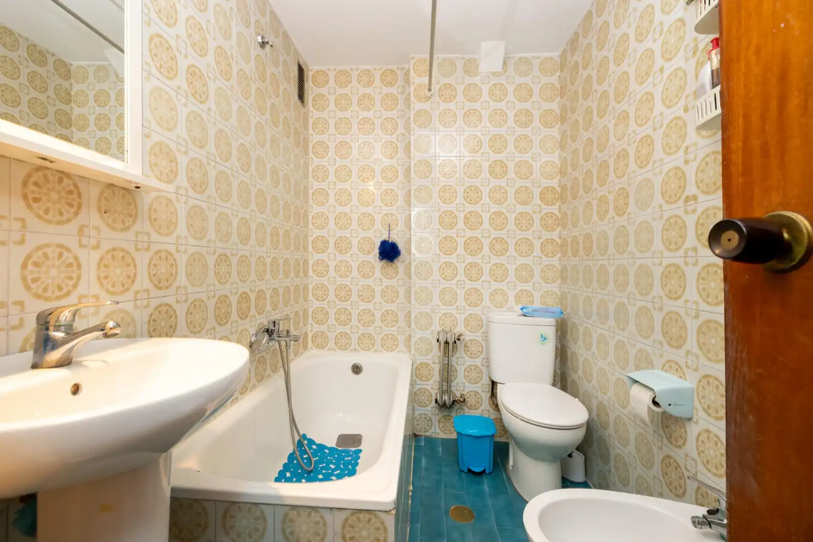 Bany de Apartament en venda en Granada