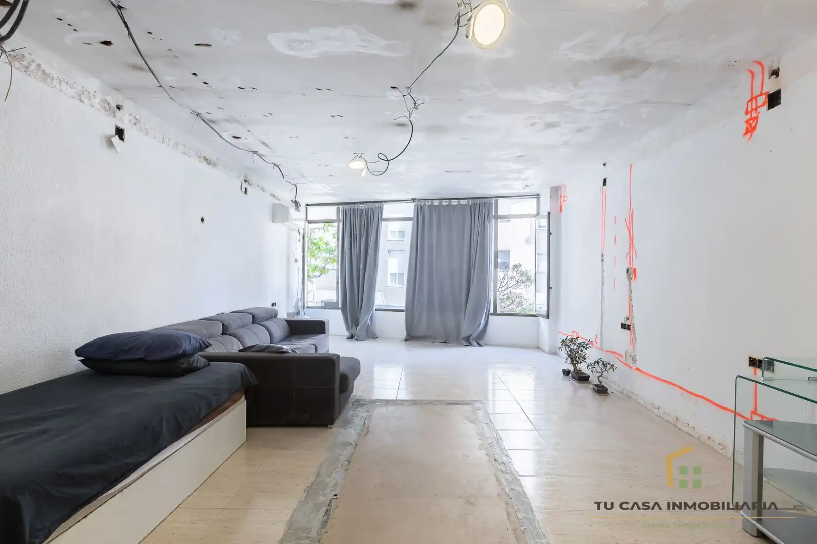 Sala d'estar de Pis en venda en Badalona amb Aire condicionat