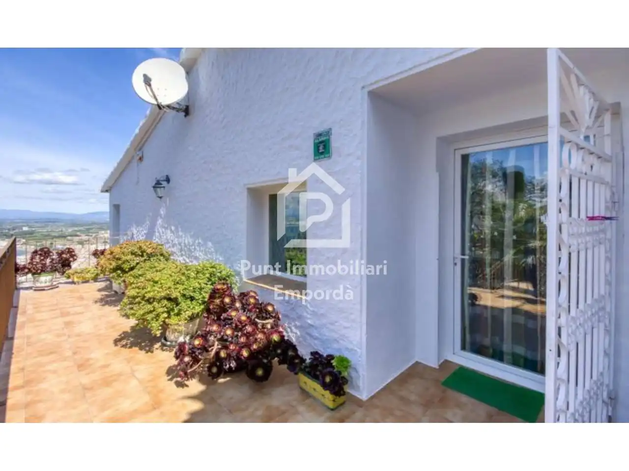 Casa con piscina en venta en Ramon Llull, imagen 7