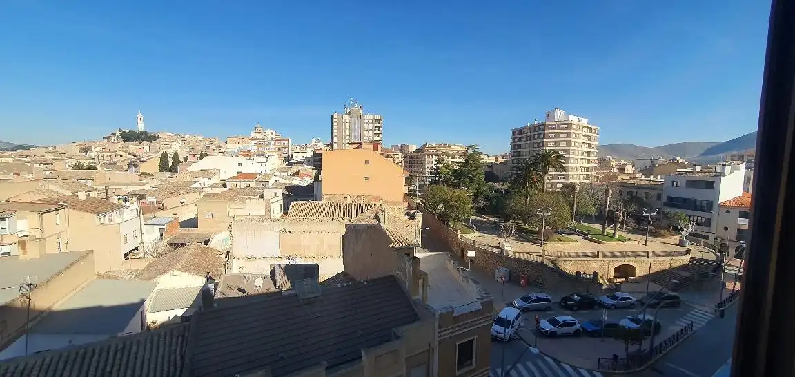 Piso con ascensor en venta en Hellín, imagen 5