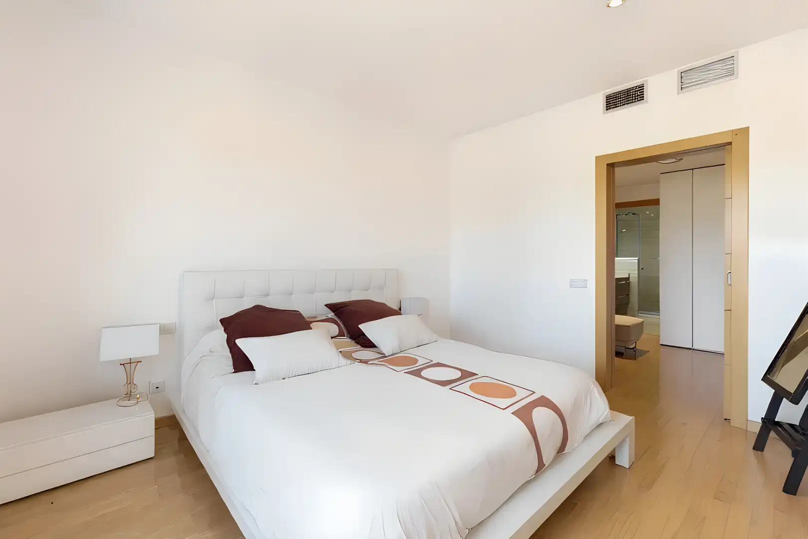 Bedroom of Attic for sale in Sant Cugat del Vallès  with Air Conditioner, Heating and Parquet flooring