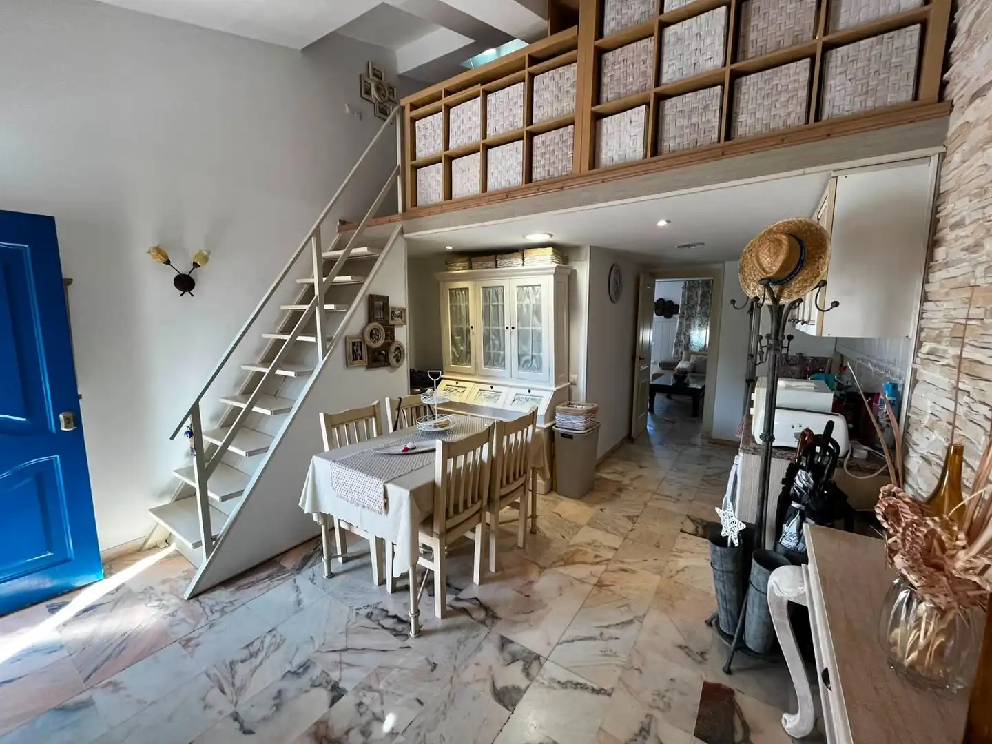 Apartament en venda en Valencina de la Concepción amb Aire condicionat, Terrassa i Piscina comunitària