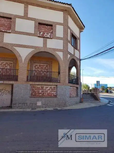 Business premises for sale in Calle San Vicente, imagen 2
