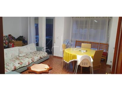 Living room of Flat for sale in Torrent  with Balcony