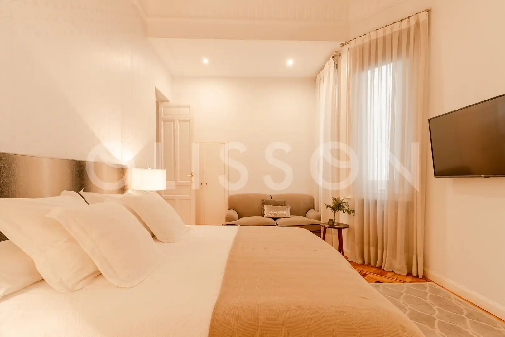 Schlafzimmer von Wohnung zur Miete in Madrid mit Klimaanlage, Heizung und Möbliert