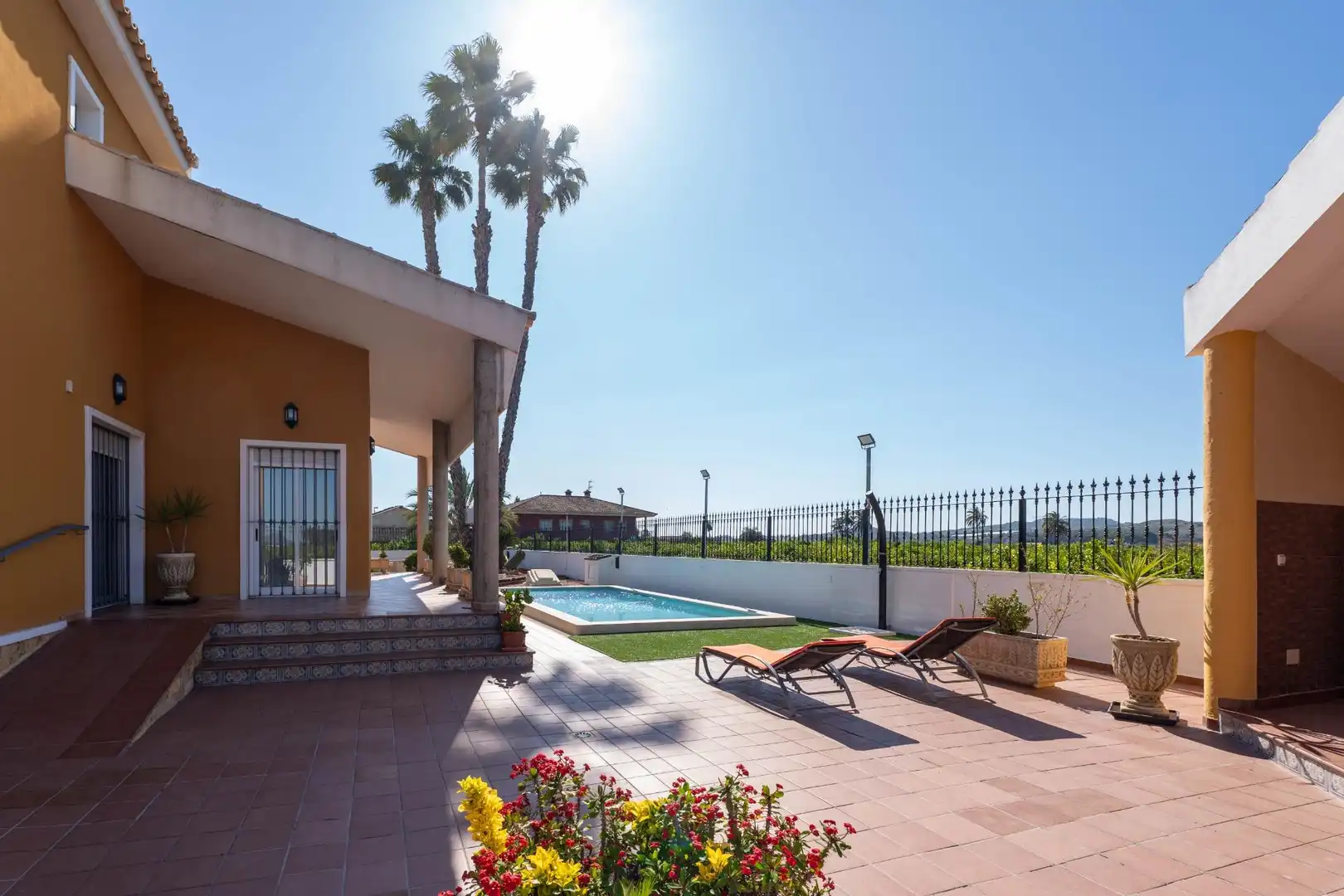 Jardí de Casa o xalet en venda en Orihuela amb Aire condicionat, Calefacció i Terrassa
