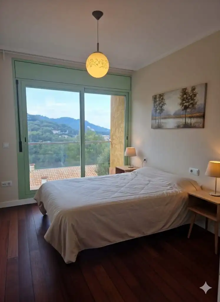 Casa aparellada amb piscina en venda a Begur pueblo, imagen 20