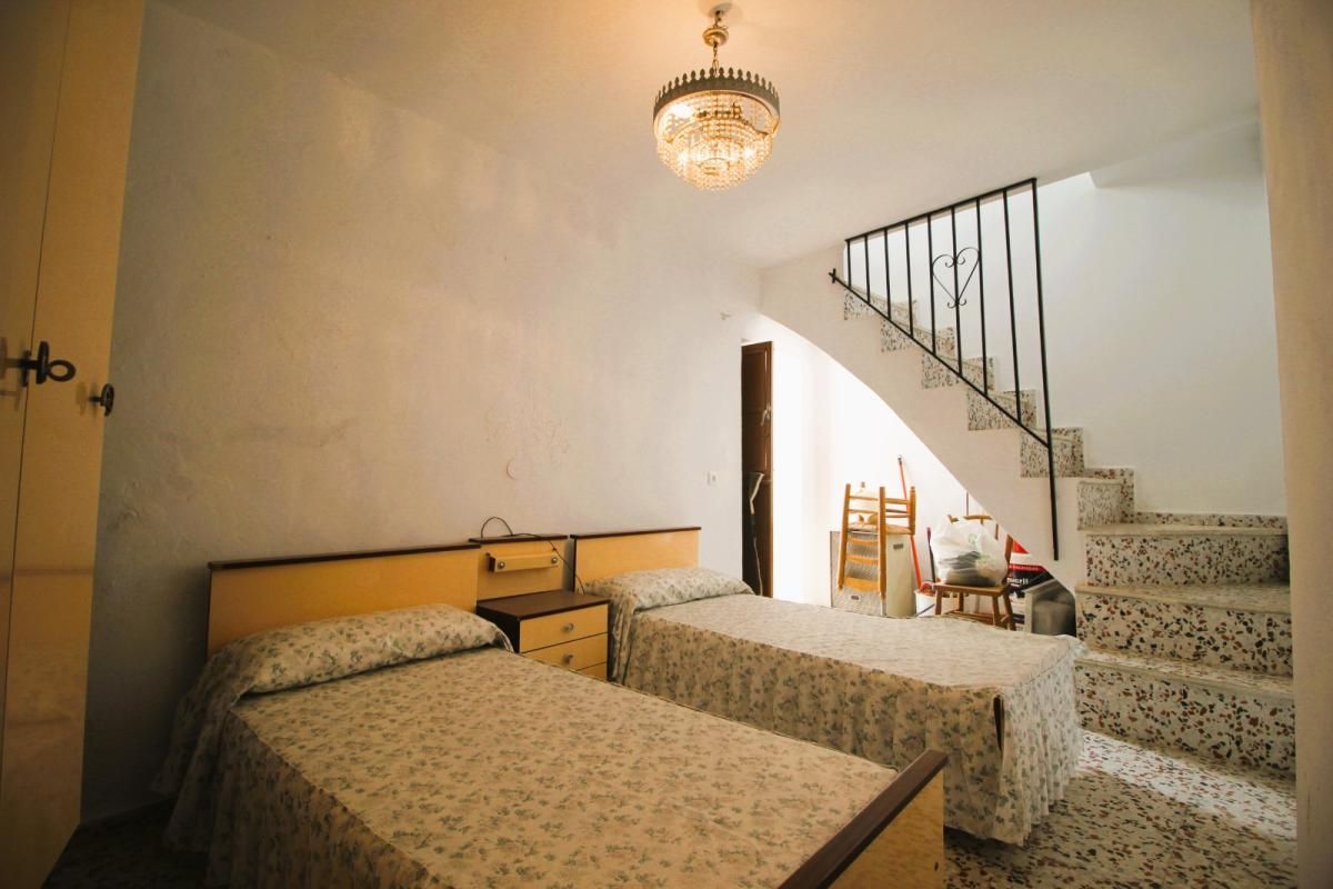 Country house zum Verkauf in Calle Iglesia, Salares