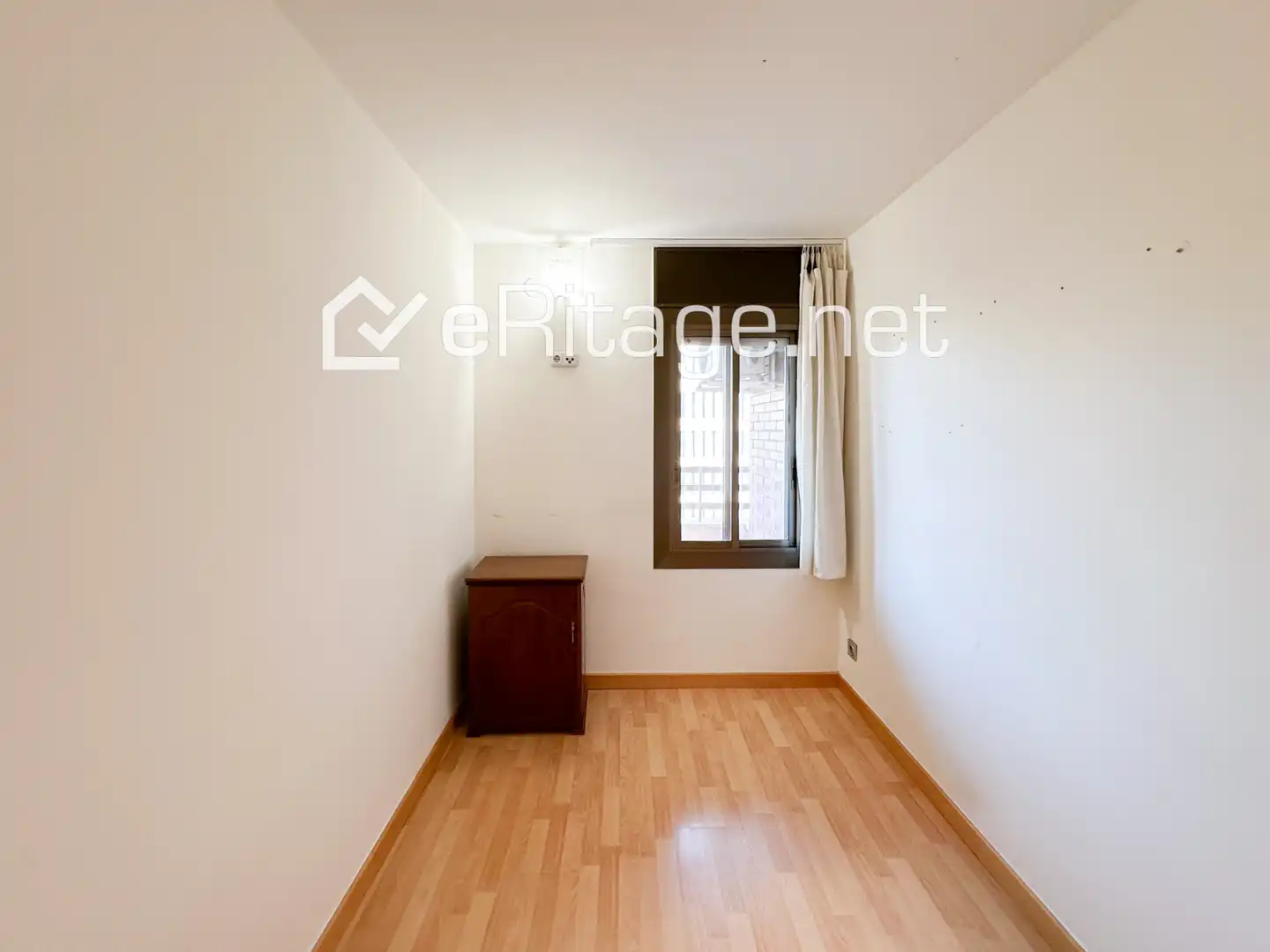 Habitación de Piso en venta en L'Hospitalet de Llobregat con Aire acondicionado, Calefacción y Parquet