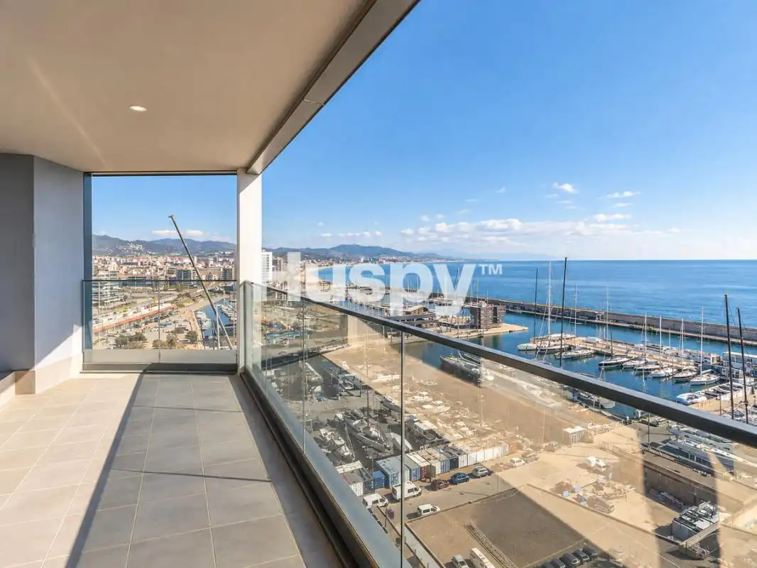 Piso con terraza en venta en Passeig Del Mare Nostrum, imagen 2