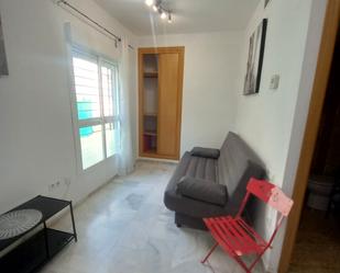 Study to rent in Calle dos Aceras, La Goleta - San Felipe Neri