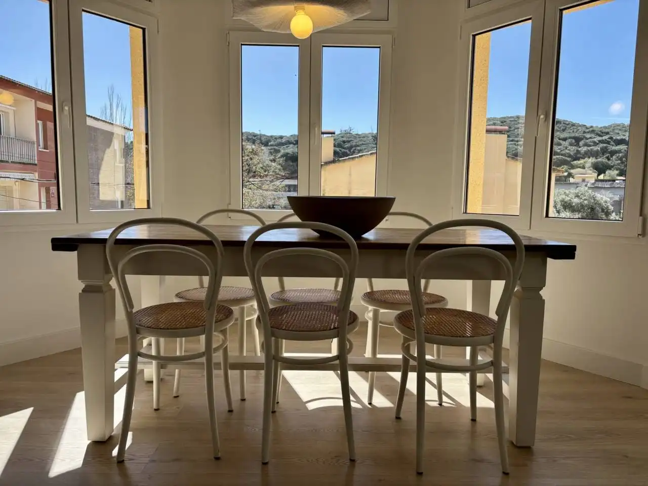 Comedor de Piso de alquiler en Sant Feliu de Guíxols con Terraza y Amueblado