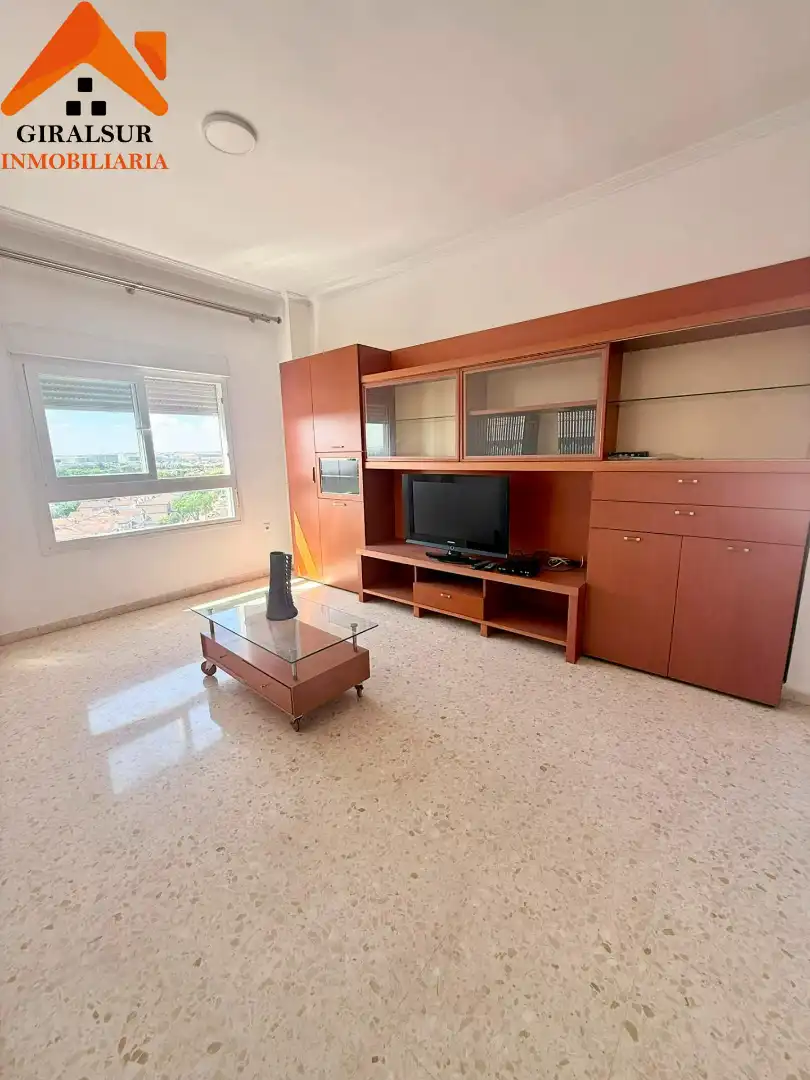 Living room of Flat for sale in Sevilla  with Air Conditioner