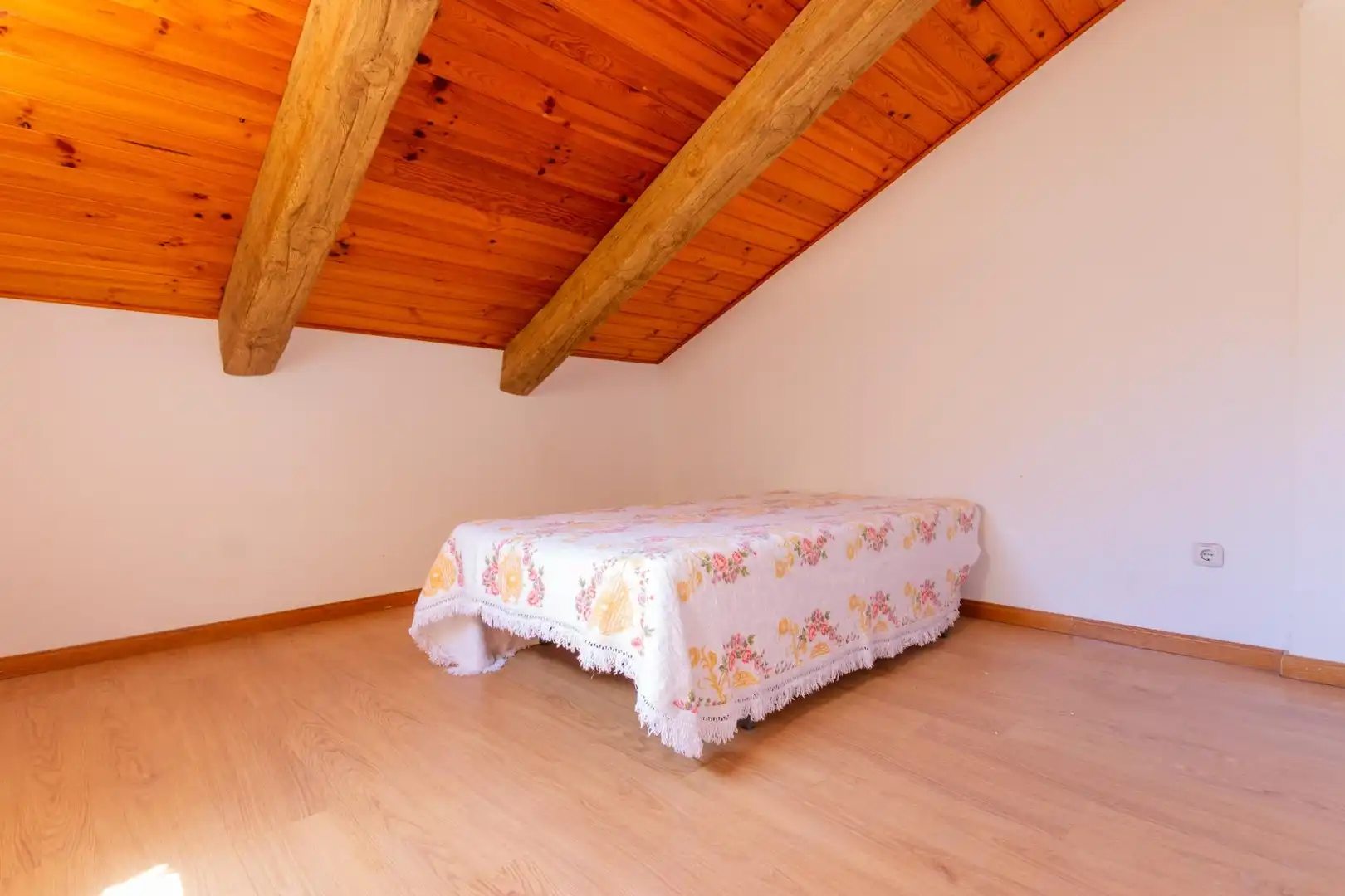 Dormitori de Casa o xalet en venda en Águilas amb Jardí privat, Terrassa i Traster