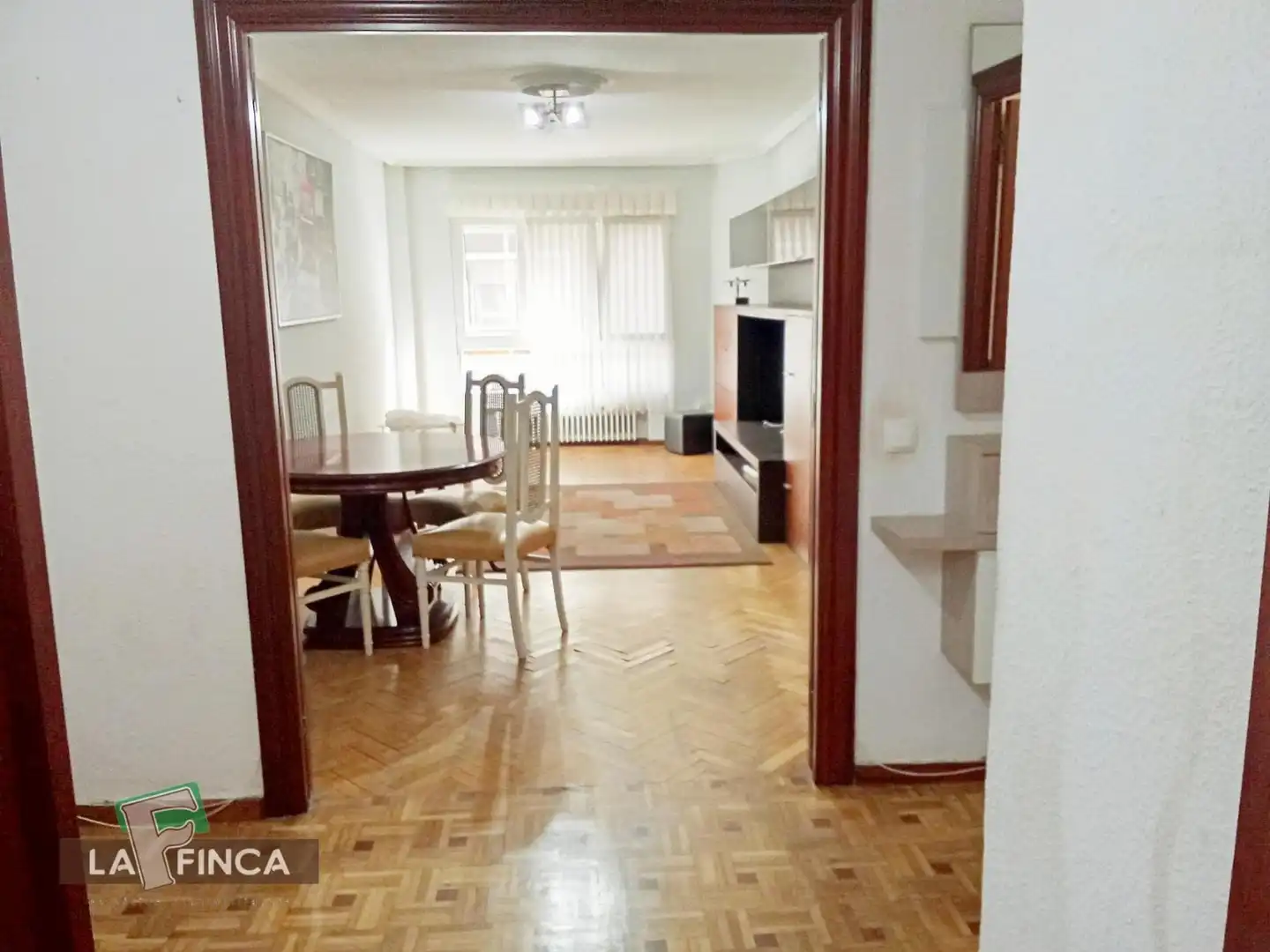 Living room of Flat for sale in Gijón   with Heating, Parquet flooring and Furnished