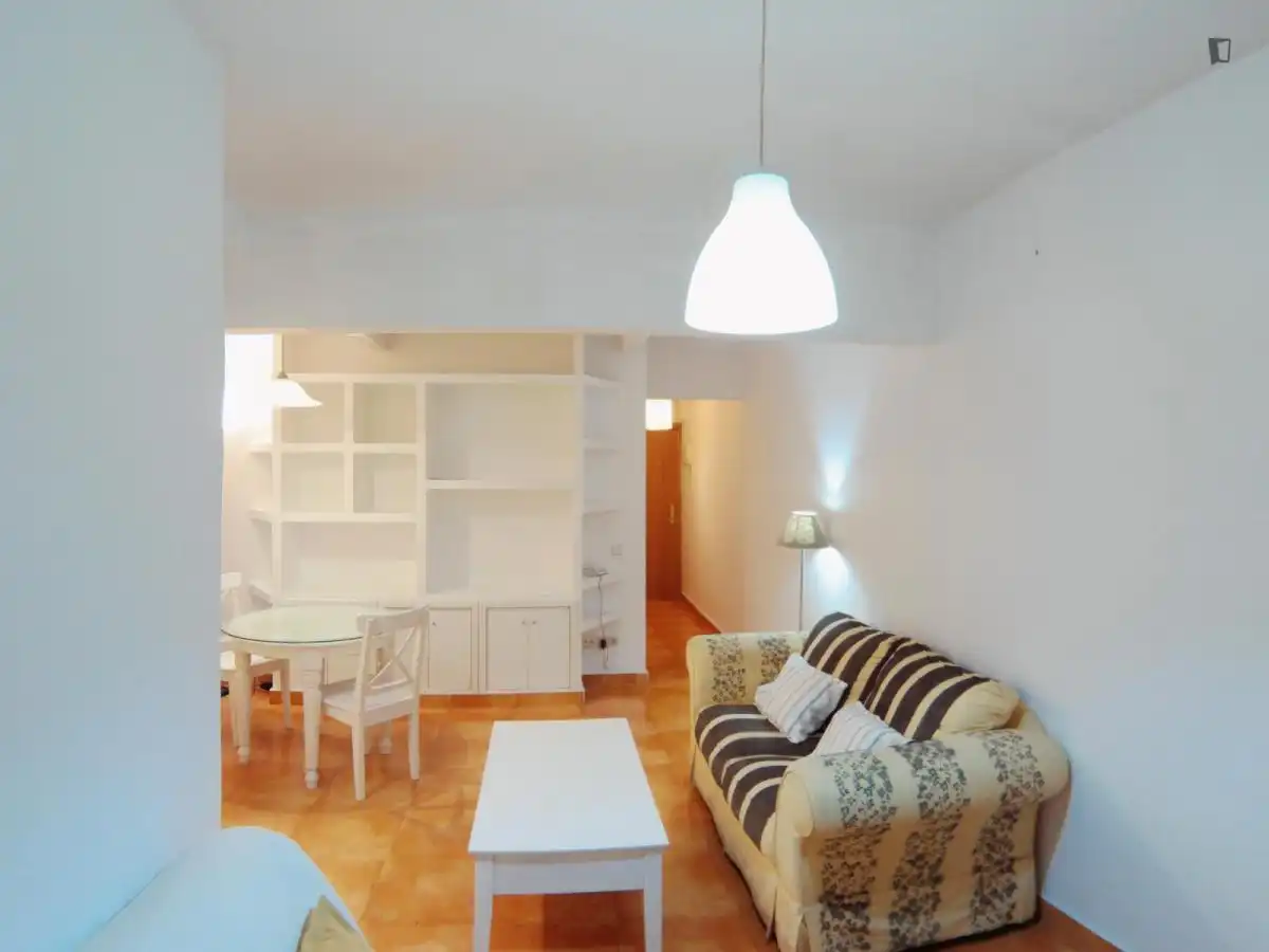 Apartments for rent in Trafalgar