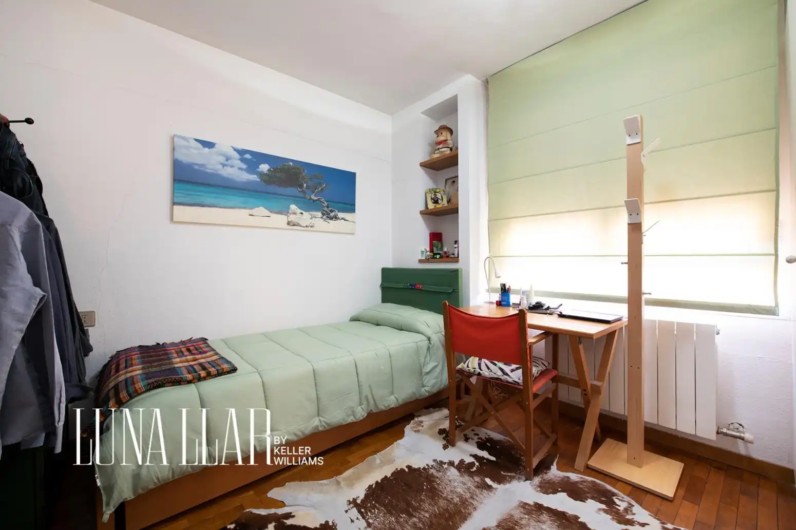 Bedroom of Detached homes for sale in Sant Joan Despí  with Heating and Parquet flooring