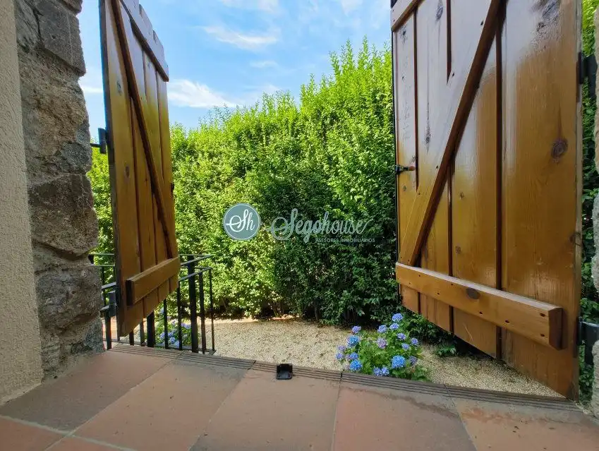 Terraza de Casa o chalet en venta en Palazuelos de Eresma con Calefacción, Terraza y Amueblado