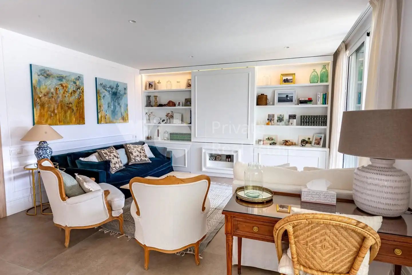 Sala de estar de Piso en venta en Pozuelo de Alarcón con Aire acondicionado, Calefacción y Terraza