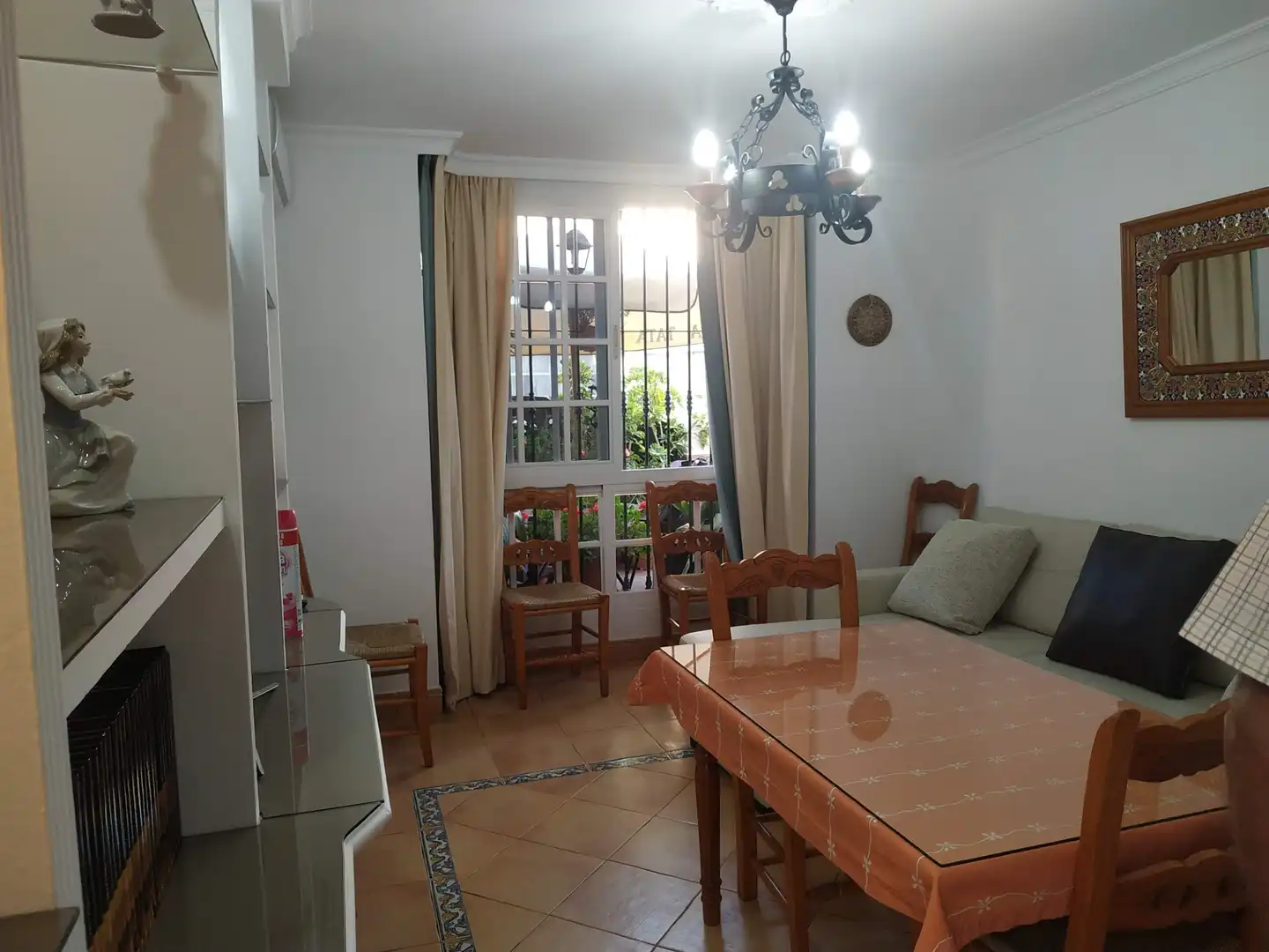 Comedor de Apartamento de alquiler en Sanlúcar de Barrameda con Aire acondicionado, Calefacción y Terraza