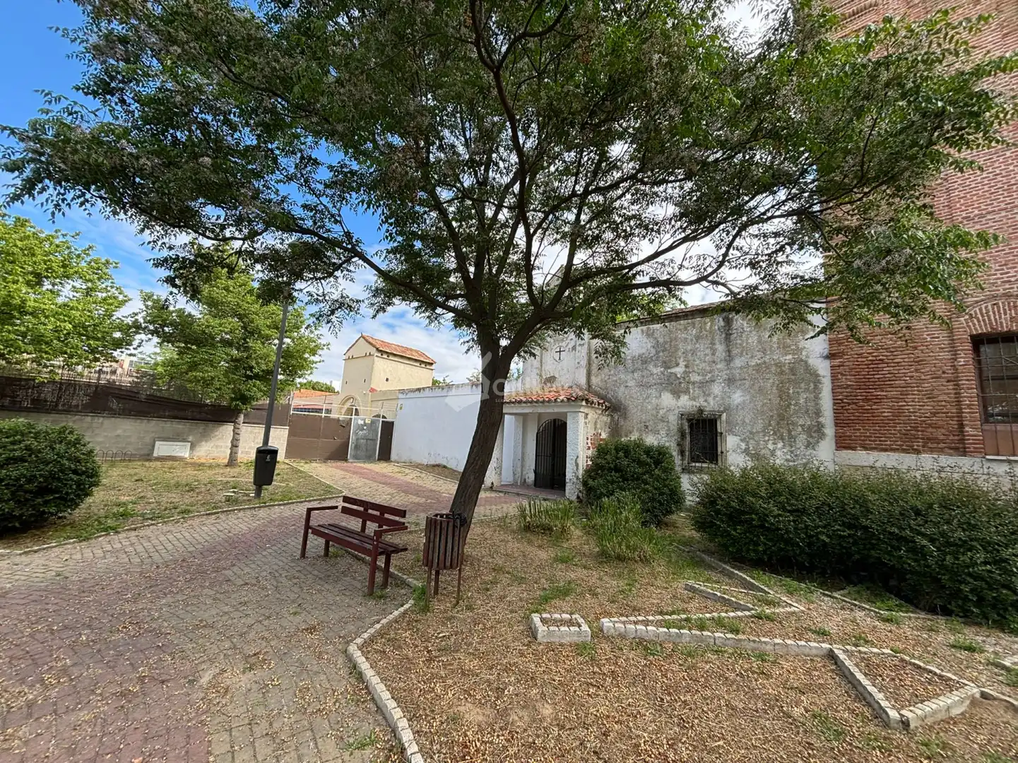 Vista exterior de Pis en venda en Getafe amb Calefacció i Piscina