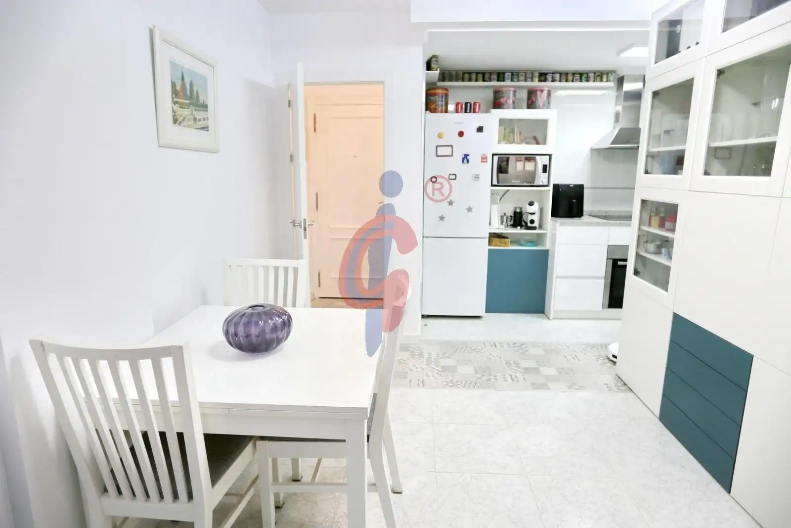 Küche von Wohnung zum Verkauf in Guardamar del Segura mit Terrasse, Abstellraum und Möbliert